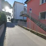 CASA ROSSA tre camere in centro