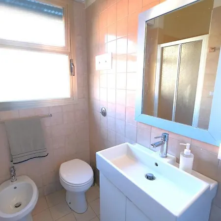 Casa Rossa Tre In Centro Lido di Jesolo