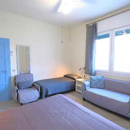 Casa Rossa Tre In Centro Lido di Jesolo