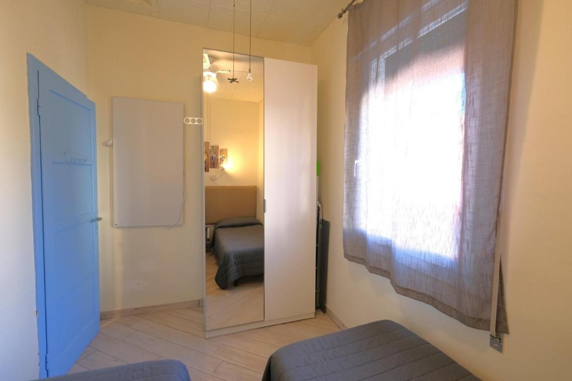 Casa Rossa Tre In Centro Apartment *